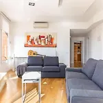 Idyllic Apartment In Bcn Beach